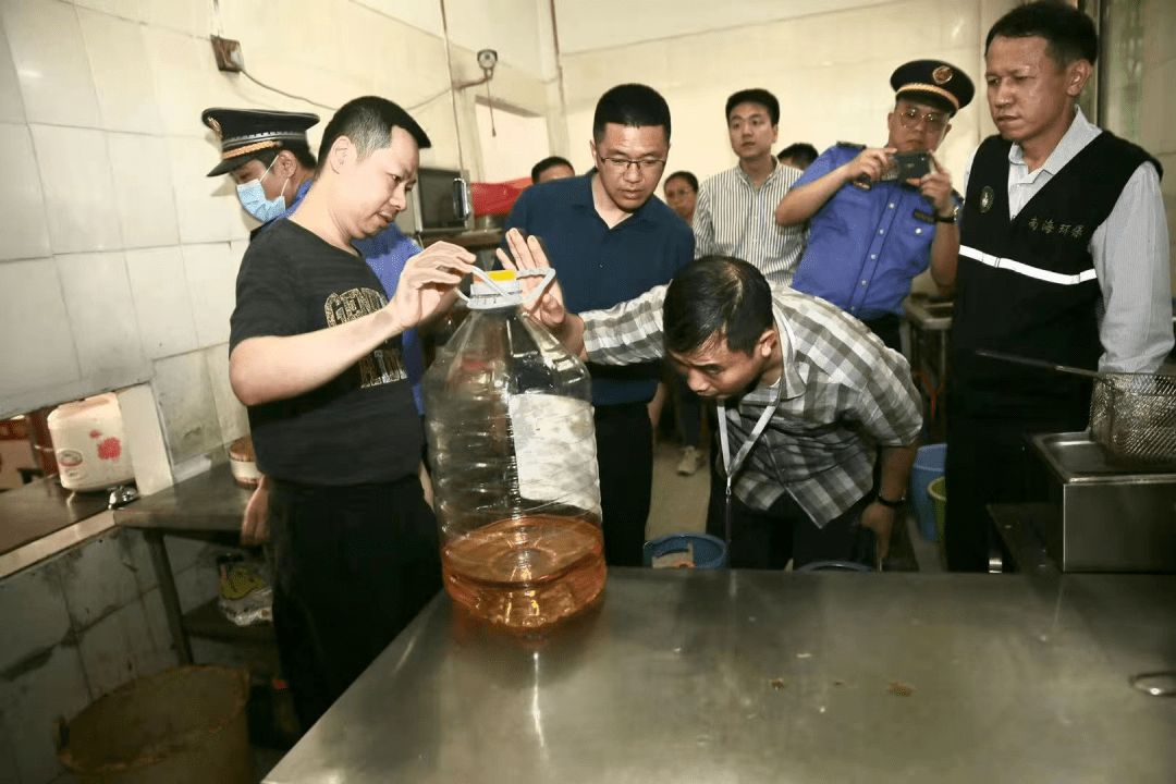 Kaiyun网址 开云改善环境质量！桂城西约试点高效油烟处理技术实现超洁净排放(图4)