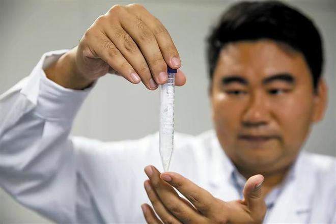 中国开云网站 Kaiyun开云科学家打破十几亿年光合铁律！西北风管饱没必要种田了？
